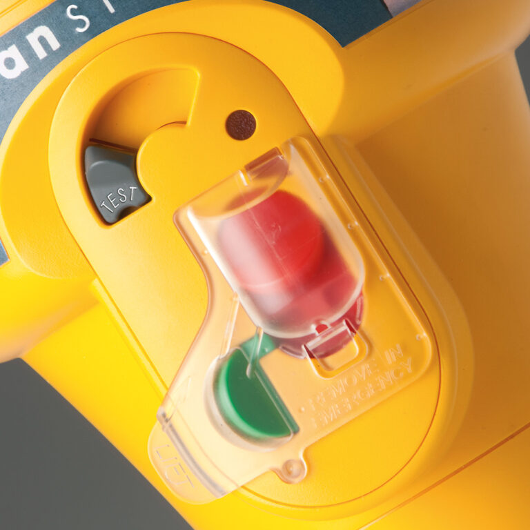 OS-safeSEA-EPIRB-feature-image-02