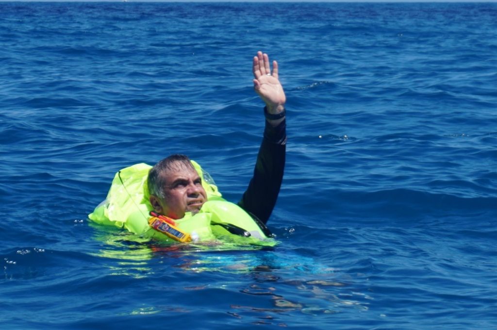 Mann im Wasser mit PLB3